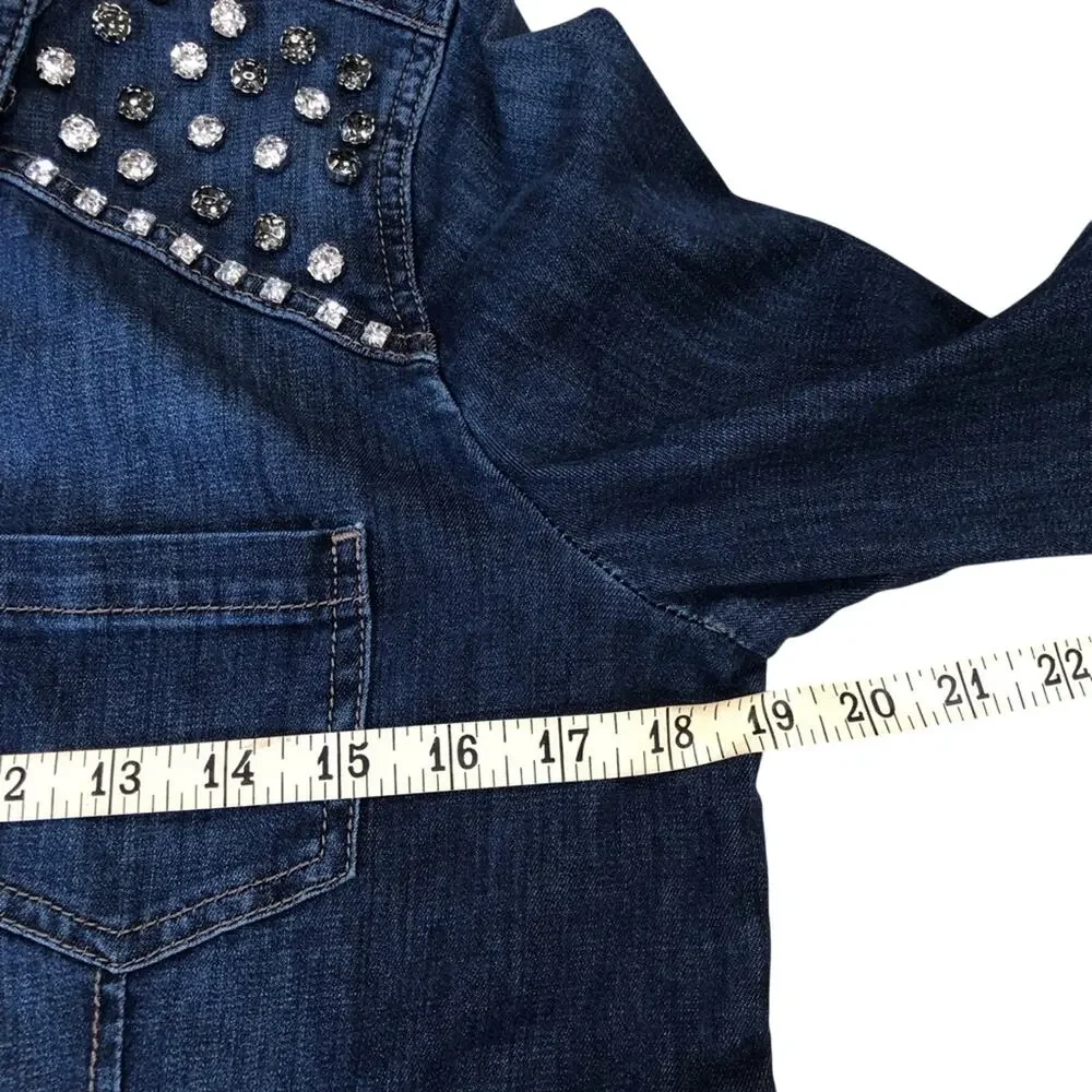 Chicos Size 0 Denim Snap Front Tunic Top Long Sleeve Western Style Bling Yoke